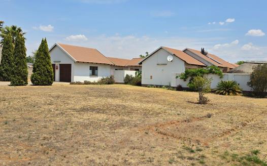 3 Bedroom House for sale in Vaalpark