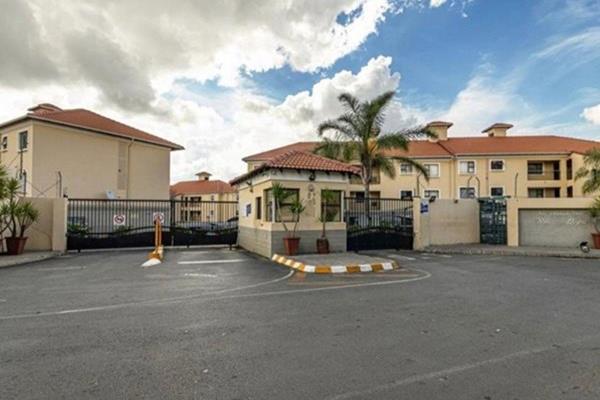 Welcome to Villa D&#39;&#39;Allegria, a sought-after complex in Halfway House/Midrand offering an excellent investment home! This ...