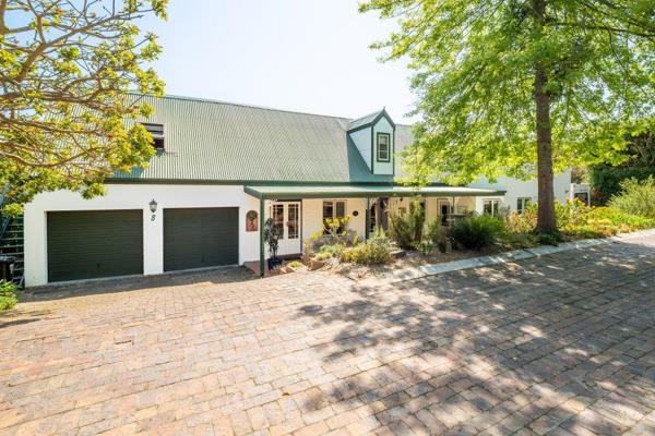 Jointly marketed By Hamilton&#39;s

Introducing this immaculate family home, a stunning ...