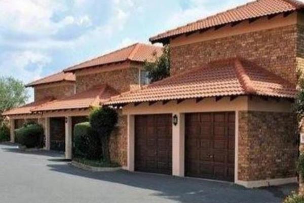 KYALAMI HILLS CLUSTER HOME - PETS ALLOWED
Beautiful double story cluster home within an ...