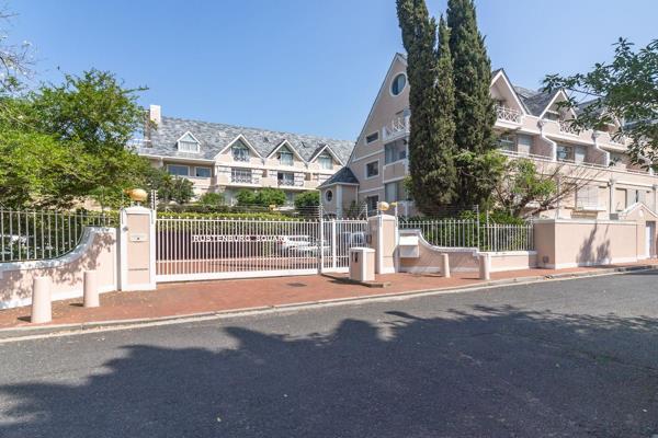 Sole &amp; Exclusive Listing! 

We are pleased to present this delightful apartment located in the sought-after area of Rondebosch. ...