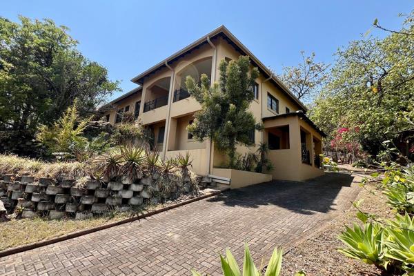 Welcome to this stunning freestanding house located in a serene wildlife estate, perfect for those seeking tranquility and a close ...