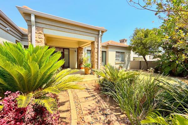 Sole mandate!!

Welcome to this charming single-storey 3-bedroom home in the prestigious Blue Valley Golf and Country Estate, a premier estate boasting an 18-hole Gary Player designed championship golf course.

Upon entering, you are greeted by a spacious entrance hall ...