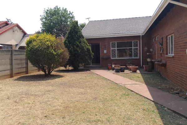 Discover this charming 3-bedroom house in the peaceful suburb of Bergsig, perfect for family living! This home offers three ...