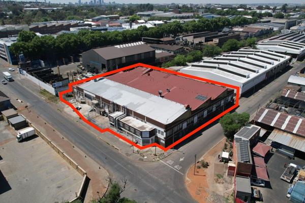 SOLE MANDATE | FOR SALE ON AUCTION

Expansive 6,550 sqm open warehouse, now available ...