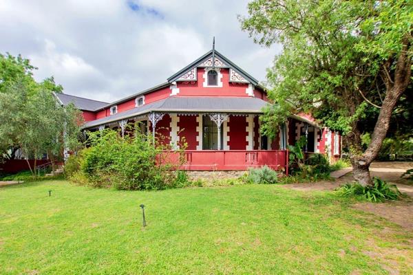 Nestled in the charming Riebeek-West, just 1 km from Allesverloren Wine Estate, Ruby Rose is a stunningly designed guesthouse set amid a beautifully landscaped garden. This exceptional property features elegantly appointed ...