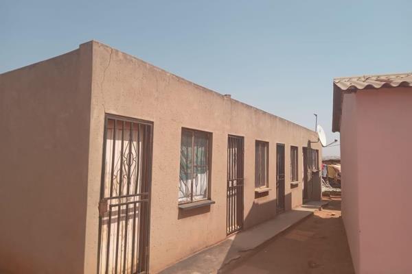 Ten rooms with rdp house and tenants for sale at Tembisa Ivory Park.  This property is good for investors and the property is ...