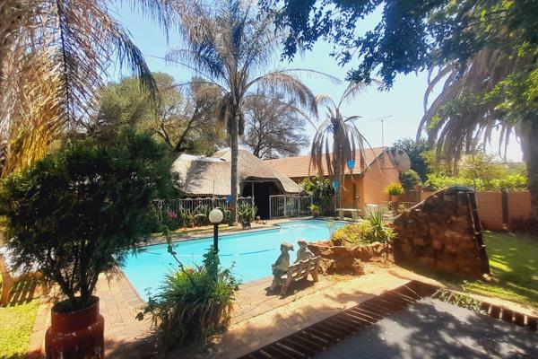 Modern Wilkoppies Home – Spacious, Upgraded, and Perfect for Entertaining

Nestled in a tranquil bushveld atmosphere, this stylish ...