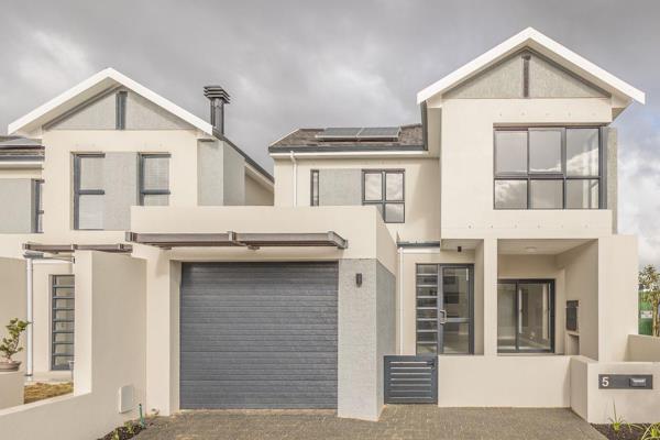 Discover wide-open spaces and wholesome living in the heart of Durbanville. This brand new, ultra-modern home is located in the ...