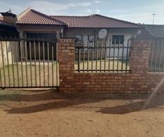 House for sale in Refilwe