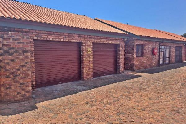 &quot;Exclusively marketed by HomeSource Realty&quot; 

Walking distance to schools, close to Centurion mall. 

This stunning property boasts with 3 spacious bedrooms and 2 full&#160;bathrooms. The open plan living areas with a gas fire place&#160;is perfect for ...