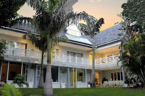 This guesthouse in Bunkers Hill offers a serene escape with 15 self-catering bedrooms and 7 en suite bedrooms within the main house. ...