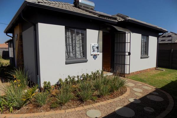 Newly Built 2-Bedroom House in New Protea Glen

Get your dream home in this peaceful ...