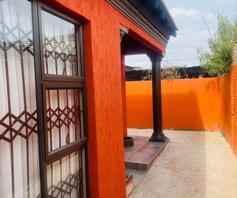 House for sale in Kwazamokuhle