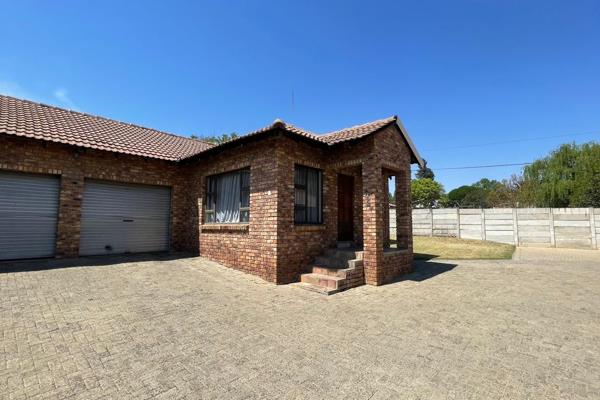 Stunning 2-Bedroom Townhouse in Meyerville!

Welcome to this exceptional 2-bedroom townhouse, showcasing spacious carpeted bedrooms ...