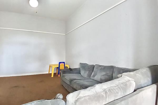 Discover this inviting two-bedroom apartment, perfect for first-time homebuyers or savvy investors seeking a promising rental property. ...