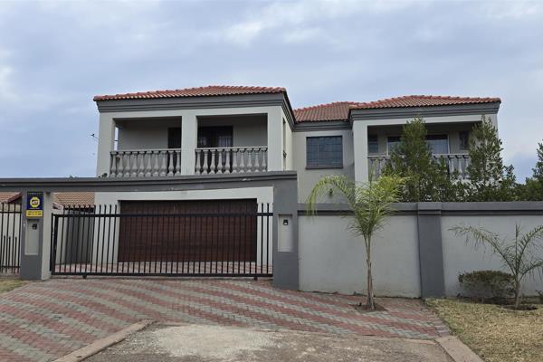 Salt &amp; Pepper presents this double storey property for rental in Annlin (close to Stenostelma Complex) 

The property offers you ...