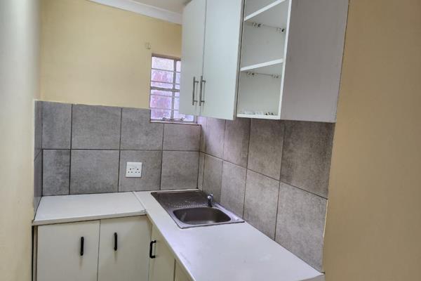 Newly Renovated Bachelor in Edleen, Kempton Park, for rent only @ R3600 which includes water and.  unlimited 30 Mbps Wi-Fi internet. ...