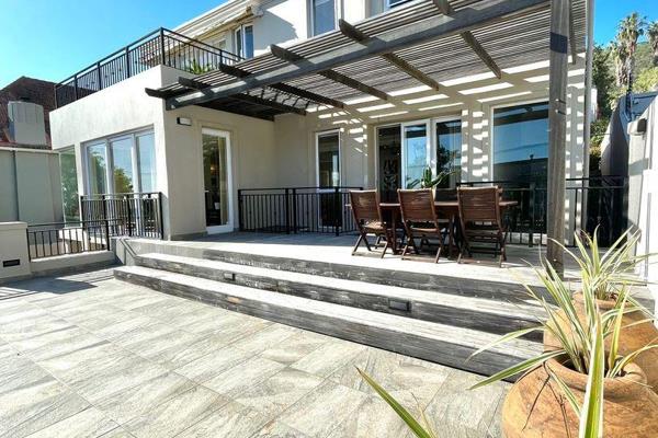 Welcome to this charming family home in Fresnaye, offering the perfect blend of comfort and convenience. With 4 spacious bedrooms, this ...