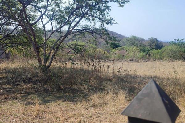 This plot is situated in west acres, close to Illanga mall, schools, restaurants and other amenities 

It measures 2.1 hactors in size. ...