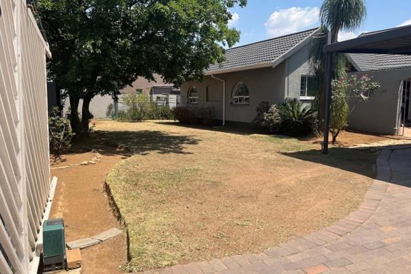 **Charming Family Home for Sale in Verwoerdpark, Alberton**

Welcome to your dream home nestled in the heart of Verwoerdpark, Alberton! ...