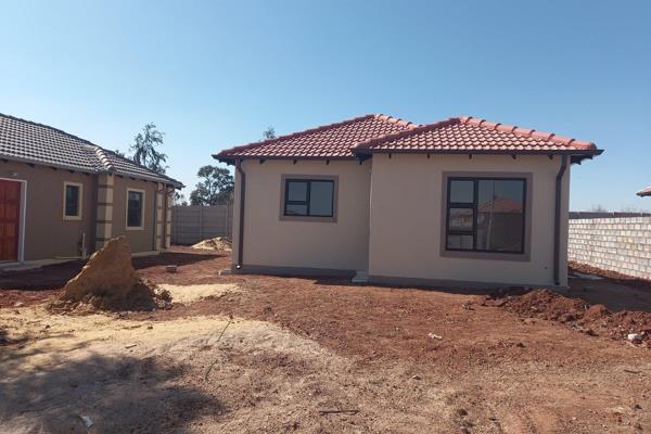 NEW DEVELOPMENTS for sale in WINDMILL PARK, BOKSBURG.

Full Tittle Stands.

Prices From R700 000 upwards.

Garage not ...