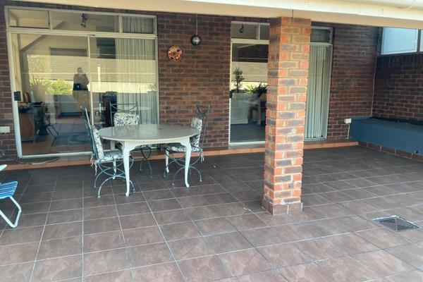 Windermere r2 300 000.00
SOLE MANDATE
VIEWING BY APPOINTMENT ONLY
195 SM  3 bedroom duplex unit
Well maintained and in immaculate ...