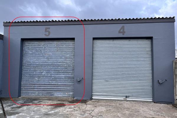 Neat, clean and secure storage unit with 3 meter internal storage height possible. ...