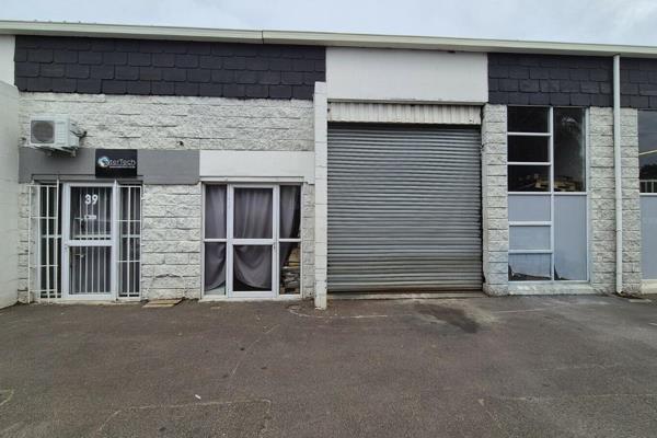 Looking for a prime industrial space in Montague Gardens? This 144sqm industrial ...