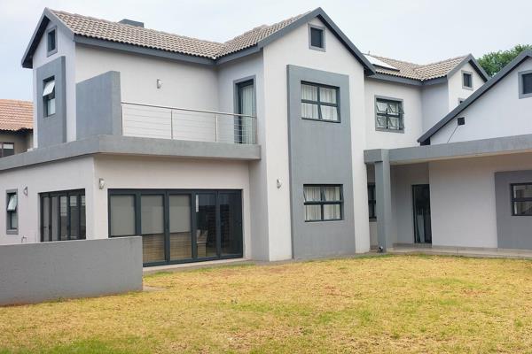 MAGNIFICENT 4 BEDROOM HOUSE IN A 24-HOUR SECURITY ESTATE

This magnificent double Storey modern property, offers 4 master bedrooms ...