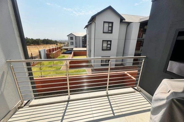 EXCLUSIVE MANDATE

Stunning 2-Bedroom Apartment in Golden Fields Estate - A Lifestyle of Comfort and Convenience!

Welcome to your ...