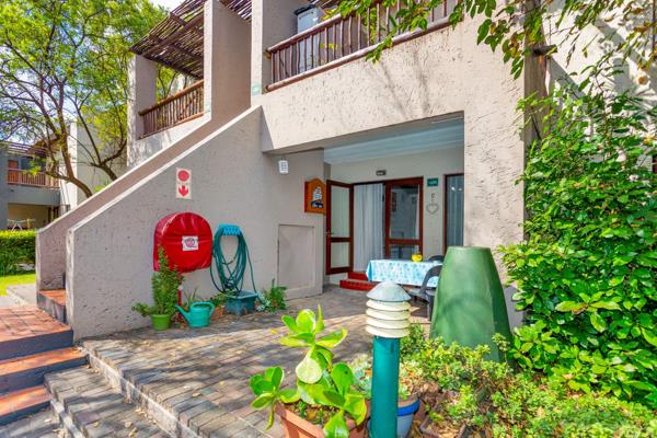 Two bedroom ground floor apartment - Riverglades - Jukskei Park.

This two bedroom ground floor unit is situated in the gorgeous estate ...