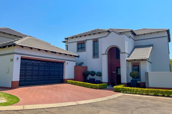 EXCLUSIVE MANDATE - This beautiful Full-Title home offers a nice entrance, three living areas, a dining room two lounges open plan to ...