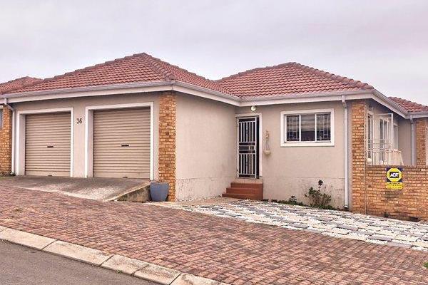 Spacious Home in 24-Hour Security Estate

Welcome to your new home! This lovely and ...