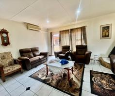 House for sale in Rhodesdene