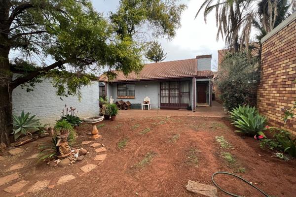 XXX Exclusive Mandate XXX

Charming 3-Bedroom Home in Prime Location

This delightful ...