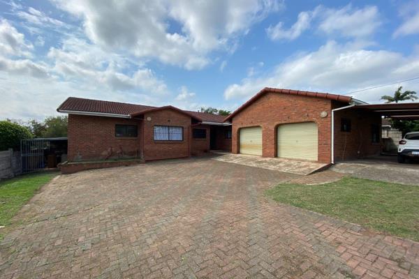 Low Maintenance Home

Beautiful face brick family home offers unparalleled space ...