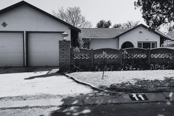 It&#39;s a Project Home . 
Nestled in the heart of Glen Marais, Kempton Park, this spacious 5-bedroom freestanding home is a blank ...