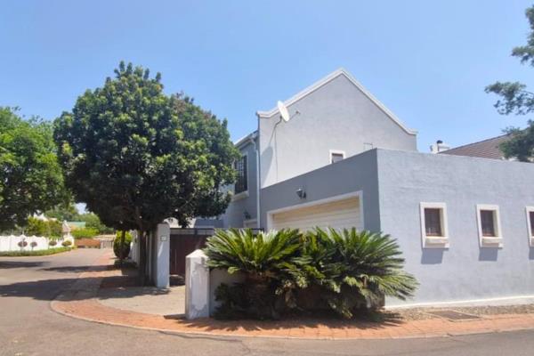 Cape Dutch character and charm in 24-hour De Oude Waterkloof Estate, Rietvalleirand.
A huge bonus is that properties in this Estate are ...