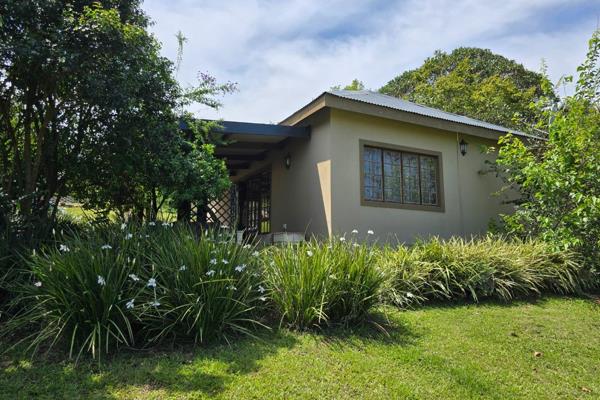 Available 1st February or 1st March
This modern cottage is totally separate from the house and positioned in a peaceful country setting ...