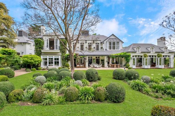 Nestled on over an acre in Hyde Park&#39;s most secure and scenic road, this magnificent home blends both French Provincial elegance ...