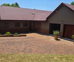 House for sale in Noordheuwel