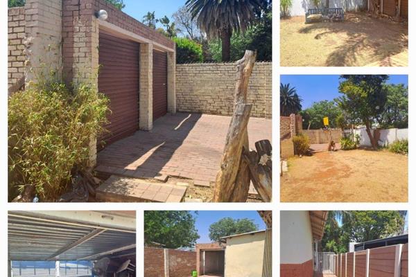 This property offers 6 bedrooms as a boarding house. Each room has it&#39;s own prepaid meter