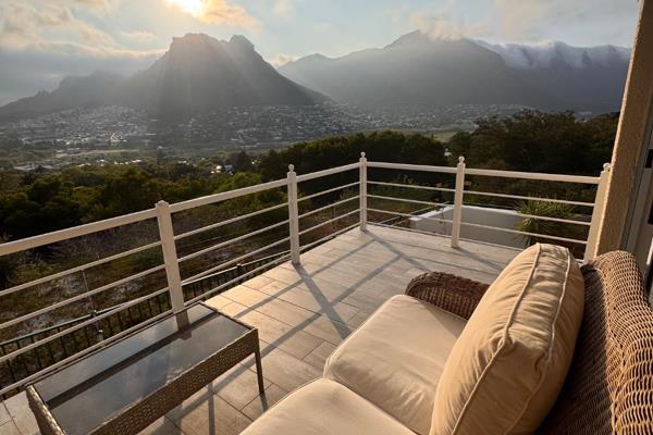 Spacious Three-Bedroom Home with lovely Bay Views in a small Secure Hout Bay Complex – ...