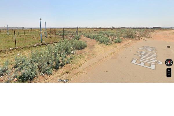 Welcome to this expansive commercial vacant stand in the bustling area of Zonkeziswe, Katlehong. With a generous size of 33 694 ...