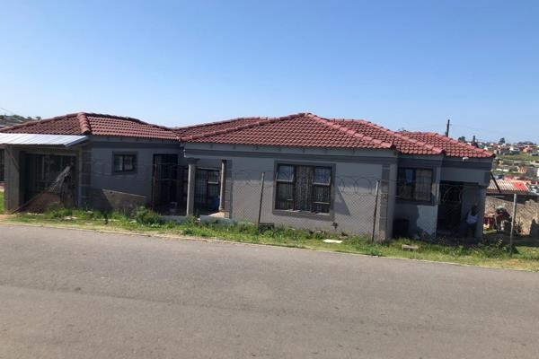 Akhona Sibobosi Properties present a newly renovated house situated in a nice and not stippy area in Mdantsane. it is just infront of 2 ...