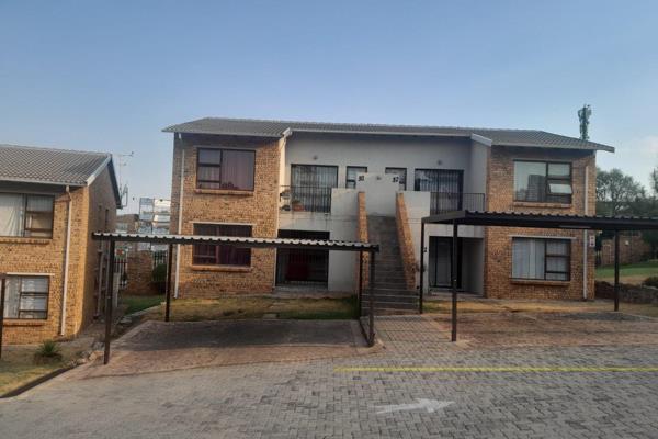 Price reduced by R 50 000 for a quick sale!
Close to Buccleuch Spar and easy access to ...