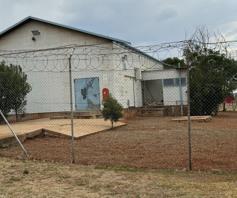 Commercial Property for sale in Driefontein