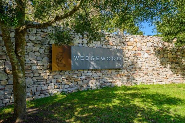 Discover the perfect canvas for your dream home with this stunning 749 square metres vacant plot in the prestigious Wedgewood Golf ...