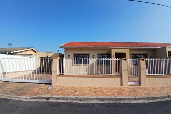 This 3 bedroom home has been converted into a 2 bedroom but can easily be converted back
The kitchen is modern with granite tops and ...